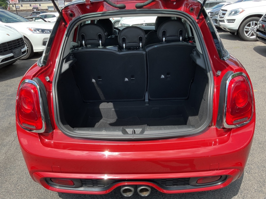 2015 MINI Cooper Hardtop 4 Door 4dr HB S, available for sale in Waterbury, Connecticut | Jim Juliani Motors. Waterbury, Connecticut 2015 MINI Cooper Hardtop 4 Door 4dr HB S, available for sale in Waterbury, Connecticut | Jim Juliani Motors. Waterbury, Connecticut