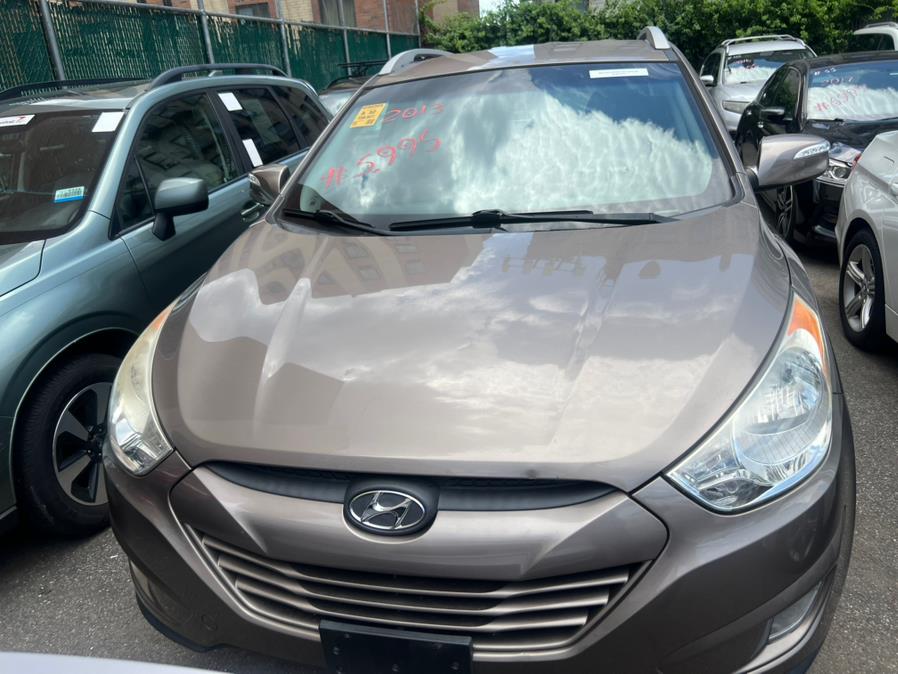 Used 2013 Hyundai Tucson in Brooklyn, New York | Atlantic Used Car Sales. Brooklyn, New York