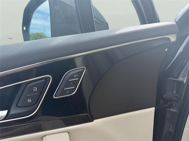 2018 Audi Q7 3.0T Premium Plus, available for sale in Stratford, Connecticut | Wiz Leasing Inc. Stratford, Connecticut 2018 Audi Q7 3.0T Premium Plus, available for sale in Stratford, Connecticut | Wiz Leasing Inc. Stratford, Connecticut