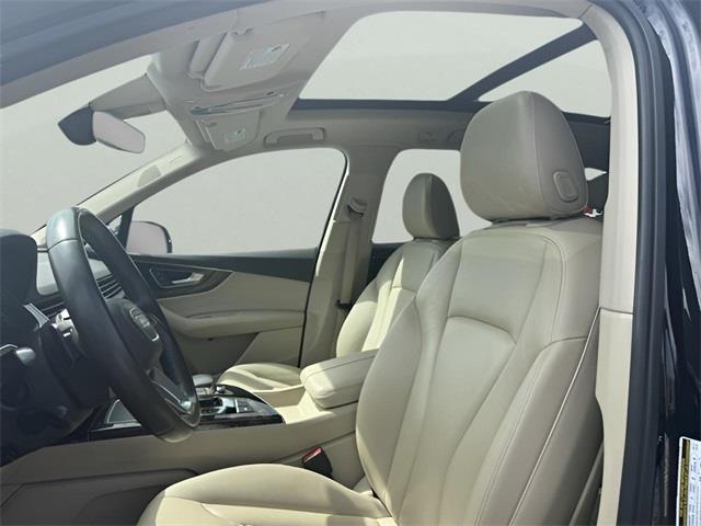 2018 Audi Q7 3.0T Premium Plus, available for sale in Stratford, Connecticut | Wiz Leasing Inc. Stratford, Connecticut 2018 Audi Q7 3.0T Premium Plus, available for sale in Stratford, Connecticut | Wiz Leasing Inc. Stratford, Connecticut