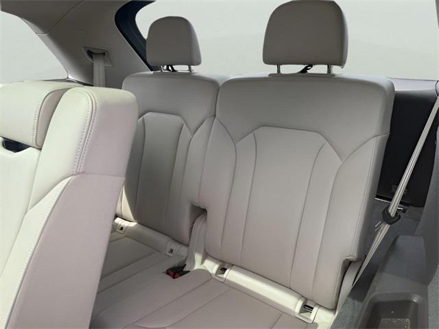 2018 Audi Q7 3.0T Premium Plus, available for sale in Stratford, Connecticut | Wiz Leasing Inc. Stratford, Connecticut 2018 Audi Q7 3.0T Premium Plus, available for sale in Stratford, Connecticut | Wiz Leasing Inc. Stratford, Connecticut