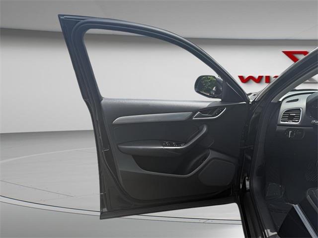 2016 Audi Q3 2.0T Premium Plus, available for sale in Stratford, Connecticut | Wiz Leasing Inc. Stratford, Connecticut 2016 Audi Q3 2.0T Premium Plus, available for sale in Stratford, Connecticut | Wiz Leasing Inc. Stratford, Connecticut
