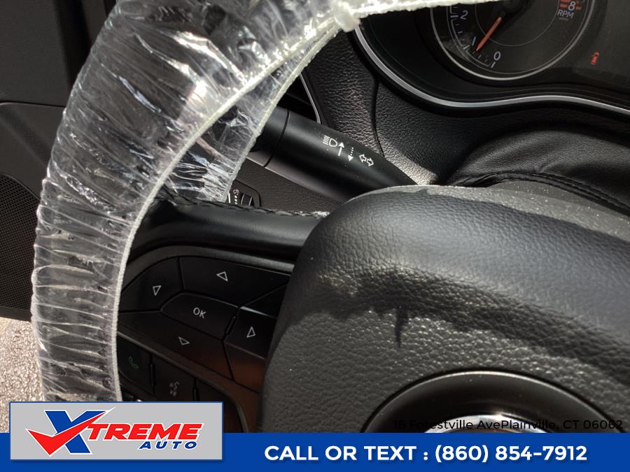 2019 Jeep Cherokee Trailhawk 4x4, available for sale in Plainville, Connecticut | Xtreme Auto. Plainville, Connecticut 2019 Jeep Cherokee Trailhawk 4x4, available for sale in Plainville, Connecticut | Xtreme Auto. Plainville, Connecticut