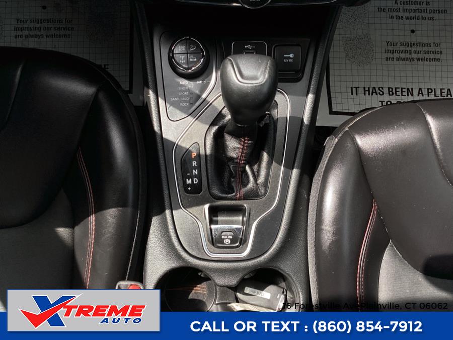 2019 Jeep Cherokee Trailhawk 4x4, available for sale in Plainville, Connecticut | Xtreme Auto. Plainville, Connecticut 2019 Jeep Cherokee Trailhawk 4x4, available for sale in Plainville, Connecticut | Xtreme Auto. Plainville, Connecticut