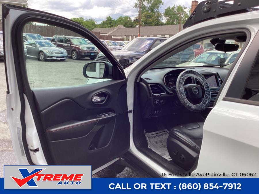 2019 Jeep Cherokee Trailhawk 4x4, available for sale in Plainville, Connecticut | Xtreme Auto. Plainville, Connecticut 2019 Jeep Cherokee Trailhawk 4x4, available for sale in Plainville, Connecticut | Xtreme Auto. Plainville, Connecticut