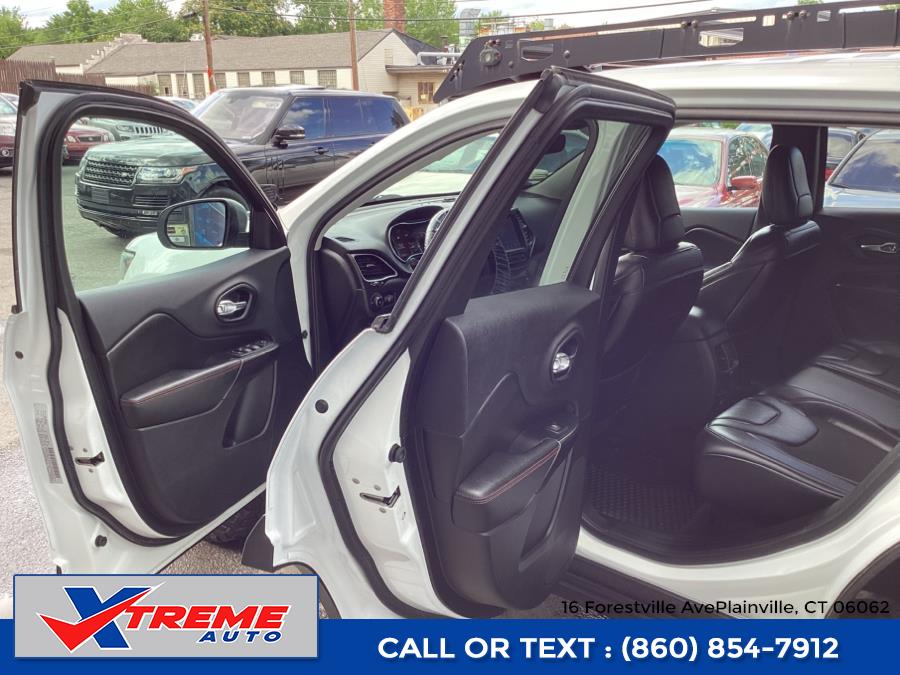 2019 Jeep Cherokee Trailhawk 4x4, available for sale in Plainville, Connecticut | Xtreme Auto. Plainville, Connecticut 2019 Jeep Cherokee Trailhawk 4x4, available for sale in Plainville, Connecticut | Xtreme Auto. Plainville, Connecticut