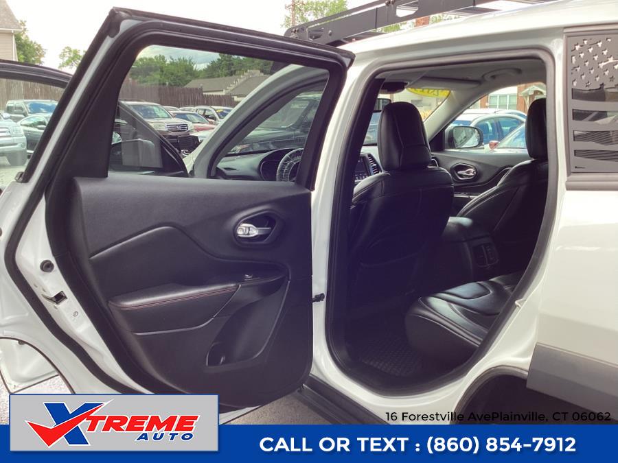 2019 Jeep Cherokee Trailhawk 4x4, available for sale in Plainville, Connecticut | Xtreme Auto. Plainville, Connecticut 2019 Jeep Cherokee Trailhawk 4x4, available for sale in Plainville, Connecticut | Xtreme Auto. Plainville, Connecticut