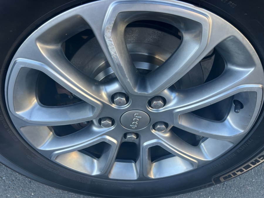 2014 Jeep Grand Cherokee 4WD 4dr Limited, available for sale in Bristol, Connecticut | Bristol Auto Center LLC. Bristol, Connecticut 2014 Jeep Grand Cherokee 4WD 4dr Limited, available for sale in Bristol, Connecticut | Bristol Auto Center LLC. Bristol, Connecticut
