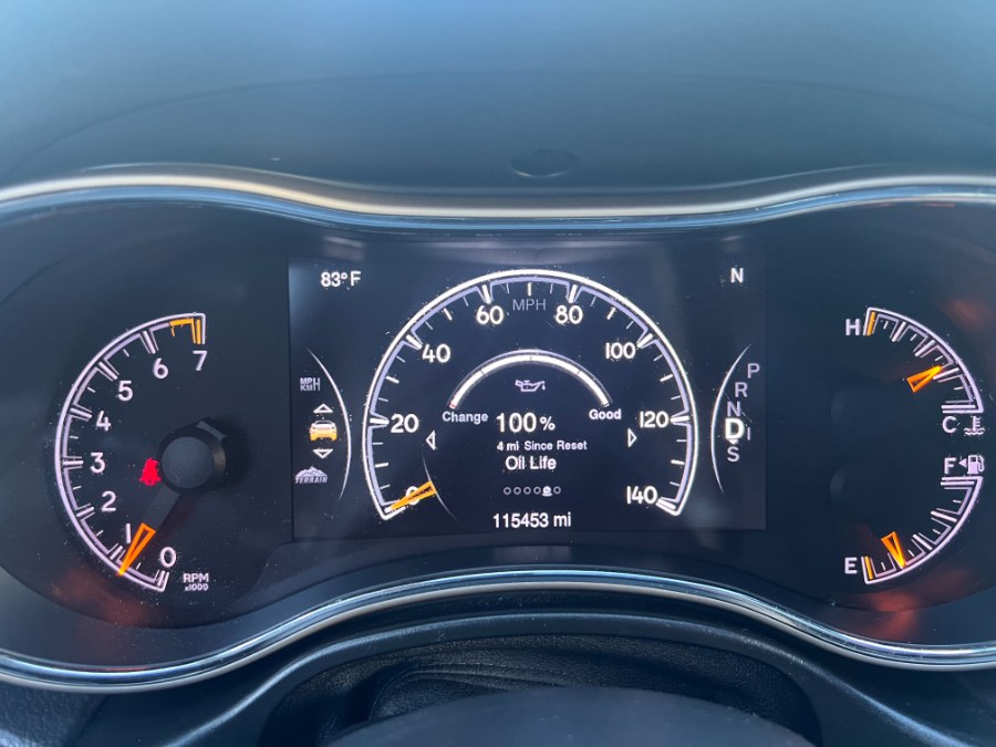 2014 Jeep Grand Cherokee 4WD 4dr Limited, available for sale in Bristol, Connecticut | Bristol Auto Center LLC. Bristol, Connecticut 2014 Jeep Grand Cherokee 4WD 4dr Limited, available for sale in Bristol, Connecticut | Bristol Auto Center LLC. Bristol, Connecticut