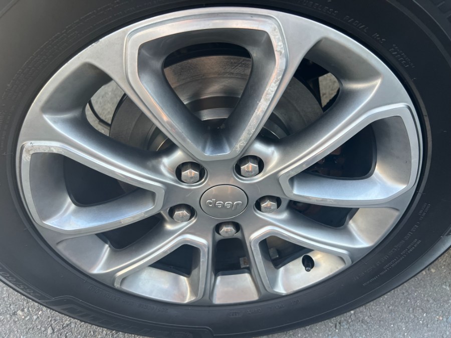 2014 Jeep Grand Cherokee 4WD 4dr Limited, available for sale in Bristol, Connecticut | Bristol Auto Center LLC. Bristol, Connecticut 2014 Jeep Grand Cherokee 4WD 4dr Limited, available for sale in Bristol, Connecticut | Bristol Auto Center LLC. Bristol, Connecticut