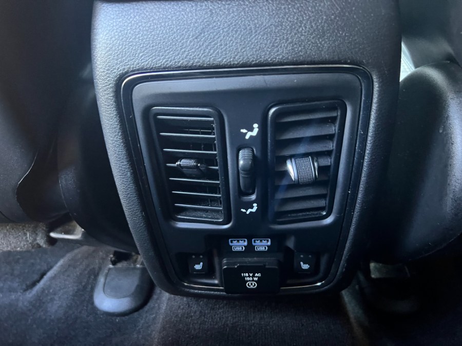 2014 Jeep Grand Cherokee 4WD 4dr Limited, available for sale in Bristol, Connecticut | Bristol Auto Center LLC. Bristol, Connecticut 2014 Jeep Grand Cherokee 4WD 4dr Limited, available for sale in Bristol, Connecticut | Bristol Auto Center LLC. Bristol, Connecticut