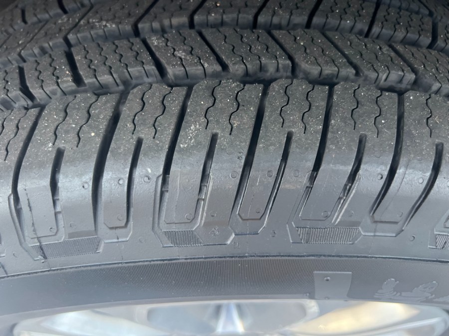 2014 Jeep Grand Cherokee 4WD 4dr Limited, available for sale in Bristol, Connecticut | Bristol Auto Center LLC. Bristol, Connecticut 2014 Jeep Grand Cherokee 4WD 4dr Limited, available for sale in Bristol, Connecticut | Bristol Auto Center LLC. Bristol, Connecticut