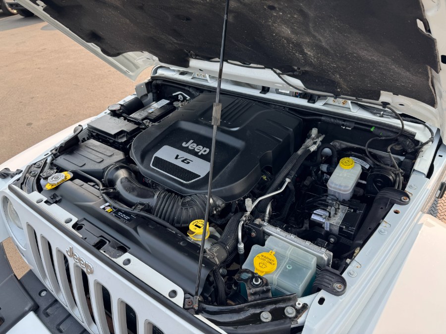 2017 Jeep Wrangler Unlimited Sahara 4x4, available for sale in Ortonville, Michigan | Marsh Auto Sales LLC. Ortonville, Michigan 2017 Jeep Wrangler Unlimited Sahara 4x4, available for sale in Ortonville, Michigan | Marsh Auto Sales LLC. Ortonville, Michigan