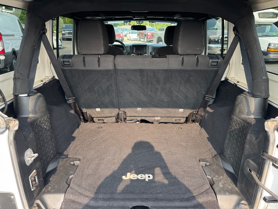 2017 Jeep Wrangler Unlimited Sahara 4x4, available for sale in Ortonville, Michigan | Marsh Auto Sales LLC. Ortonville, Michigan 2017 Jeep Wrangler Unlimited Sahara 4x4, available for sale in Ortonville, Michigan | Marsh Auto Sales LLC. Ortonville, Michigan