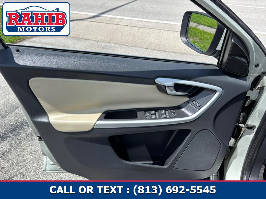 2011 Volvo XC60 FWD 4dr 3.2L R-Design w/Moonroof, available for sale in Orlando, Florida | Rahib inc. Orlando, Florida 2011 Volvo XC60 FWD 4dr 3.2L R-Design w/Moonroof, available for sale in Orlando, Florida | Rahib inc. Orlando, Florida