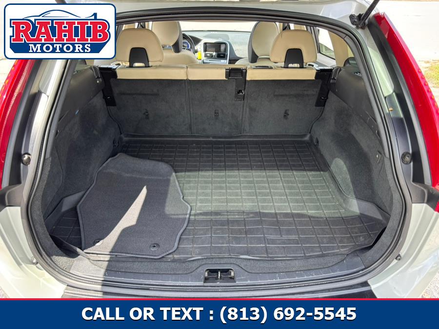 2011 Volvo XC60 FWD 4dr 3.2L R-Design w/Moonroof, available for sale in Orlando, Florida | Rahib inc. Orlando, Florida 2011 Volvo XC60 FWD 4dr 3.2L R-Design w/Moonroof, available for sale in Orlando, Florida | Rahib inc. Orlando, Florida