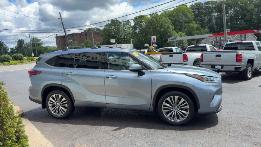2022 Toyota Highlander Platinum AWD (Natl), available for sale in Waterbury, Connecticut | West End Automotive Center. Waterbury, Connecticut 2022 Toyota Highlander Platinum AWD (Natl), available for sale in Waterbury, Connecticut | West End Automotive Center. Waterbury, Connecticut