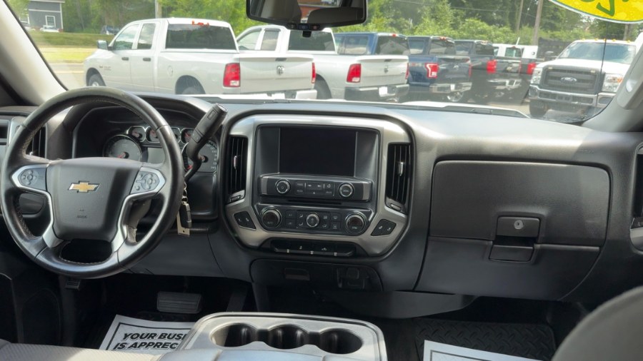 2017 Chevrolet Silverado 1500 4WD Double Cab 143.5" LT w/1LT, available for sale in Waterbury, Connecticut | West End Automotive Center. Waterbury, Connecticut 2017 Chevrolet Silverado 1500 4WD Double Cab 143.5" LT w/1LT, available for sale in Waterbury, Connecticut | West End Automotive Center. Waterbury, Connecticut