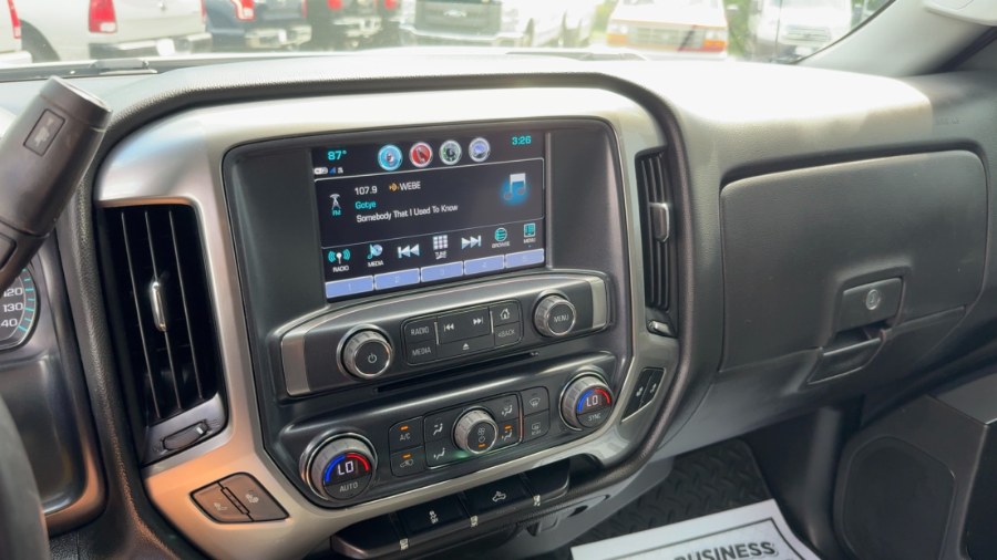 2017 Chevrolet Silverado 1500 4WD Double Cab 143.5" LT w/1LT, available for sale in Waterbury, Connecticut | West End Automotive Center. Waterbury, Connecticut 2017 Chevrolet Silverado 1500 4WD Double Cab 143.5" LT w/1LT, available for sale in Waterbury, Connecticut | West End Automotive Center. Waterbury, Connecticut