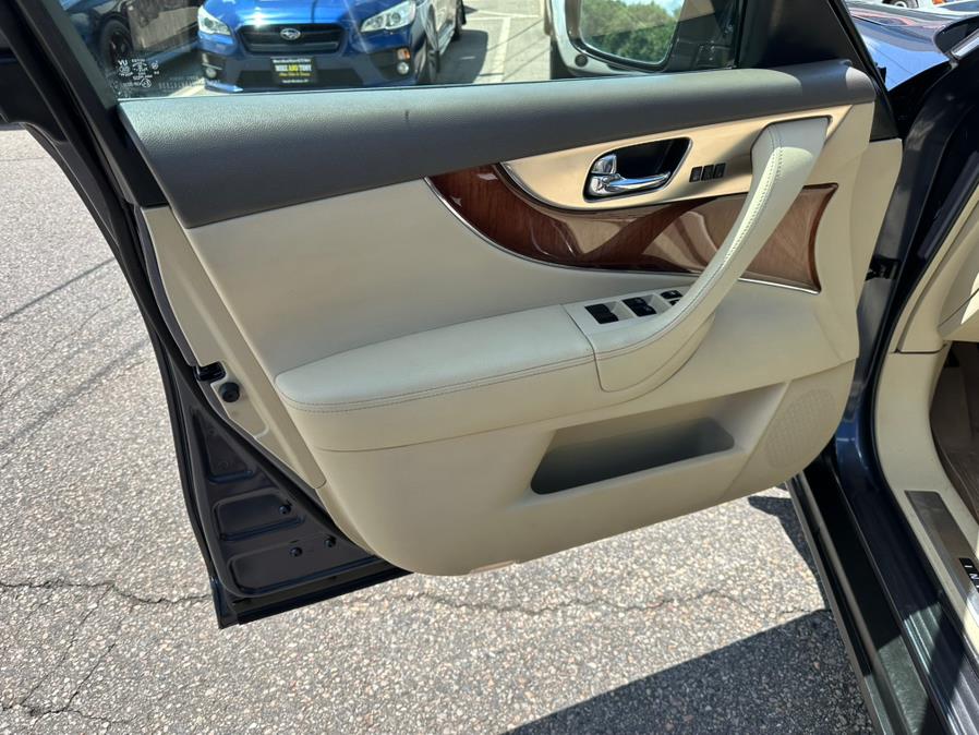 2011 INFINITI FX35 AWD 4dr, available for sale in South Windsor, Connecticut | Mike And Tony Auto Sales, Inc. South Windsor, Connecticut 2011 INFINITI FX35 AWD 4dr, available for sale in South Windsor, Connecticut | Mike And Tony Auto Sales, Inc. South Windsor, Connecticut