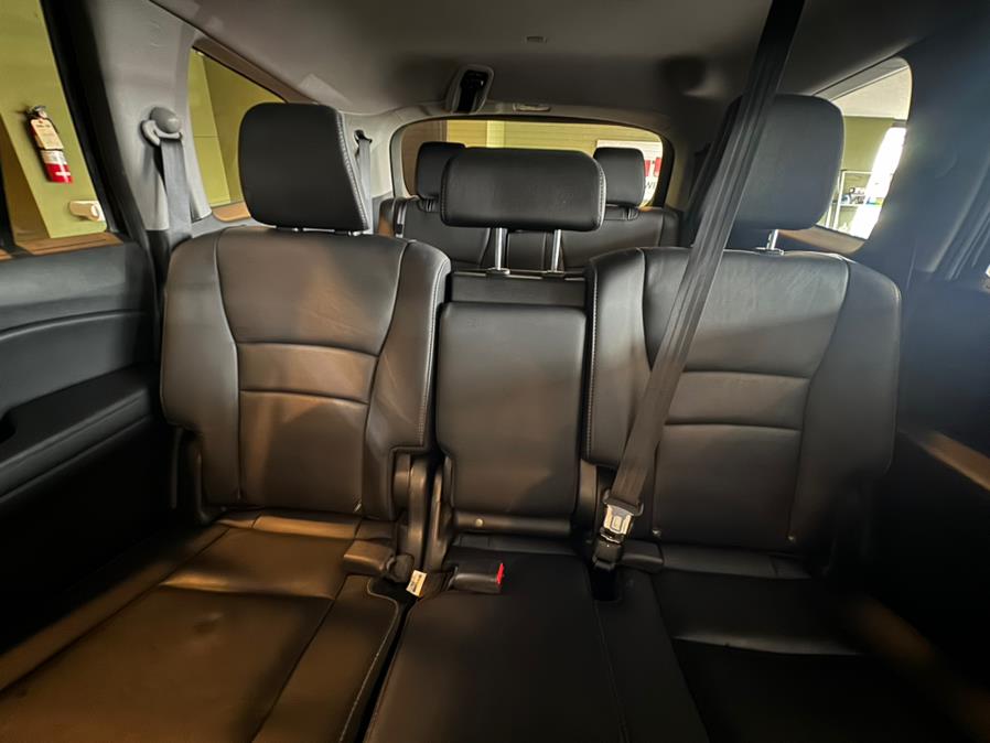 2017 Honda Pilot EX-L AWD, available for sale in West Hartford, Connecticut | AutoMax. West Hartford, Connecticut 2017 Honda Pilot EX-L AWD, available for sale in West Hartford, Connecticut | AutoMax. West Hartford, Connecticut