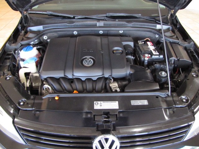 2012 Volkswagen Jetta Sedan 4dr Auto SE w/Convenience & Sunroof PZEV, available for sale in Placentia, California | Auto Network Group Inc. Placentia, California 2012 Volkswagen Jetta Sedan 4dr Auto SE w/Convenience & Sunroof PZEV, available for sale in Placentia, California | Auto Network Group Inc. Placentia, California