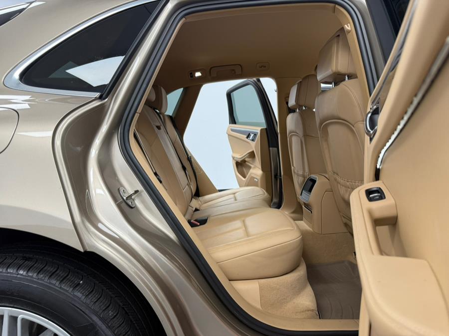 2015 Porsche Macan AWD 4dr S, available for sale in Elizabeth, New Jersey | M Auto Group. Elizabeth, New Jersey 2015 Porsche Macan AWD 4dr S, available for sale in Elizabeth, New Jersey | M Auto Group. Elizabeth, New Jersey