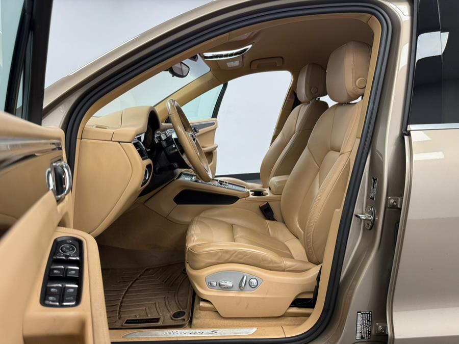 2015 Porsche Macan AWD 4dr S, available for sale in Elizabeth, New Jersey | M Auto Group. Elizabeth, New Jersey 2015 Porsche Macan AWD 4dr S, available for sale in Elizabeth, New Jersey | M Auto Group. Elizabeth, New Jersey