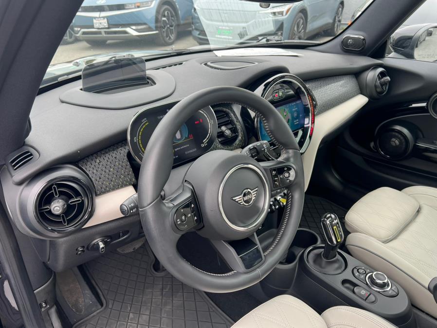 2022 MINI Cooper SE EV, available for sale in Daly City, California | Green Light Auto Wholesale. Daly City, California 2022 MINI Cooper SE EV, available for sale in Daly City, California | Green Light Auto Wholesale. Daly City, California