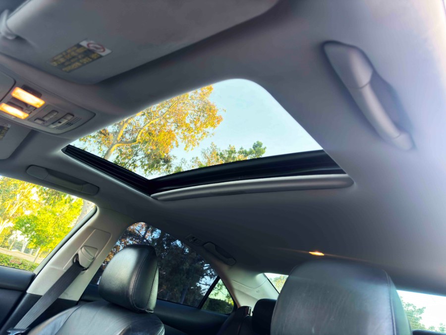 2011 Lexus ES 350 4dr Sdn, available for sale in Lake Forest, California | Pacific Green Line. Lake Forest, California 2011 Lexus ES 350 4dr Sdn, available for sale in Lake Forest, California | Pacific Green Line. Lake Forest, California