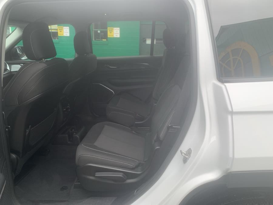 2022 Jeep Grand Cherokee L Laredo 4x4, available for sale in New London, Connecticut | McAvoy Inc dba Town Hill Auto. New London, Connecticut 2022 Jeep Grand Cherokee L Laredo 4x4, available for sale in New London, Connecticut | McAvoy Inc dba Town Hill Auto. New London, Connecticut