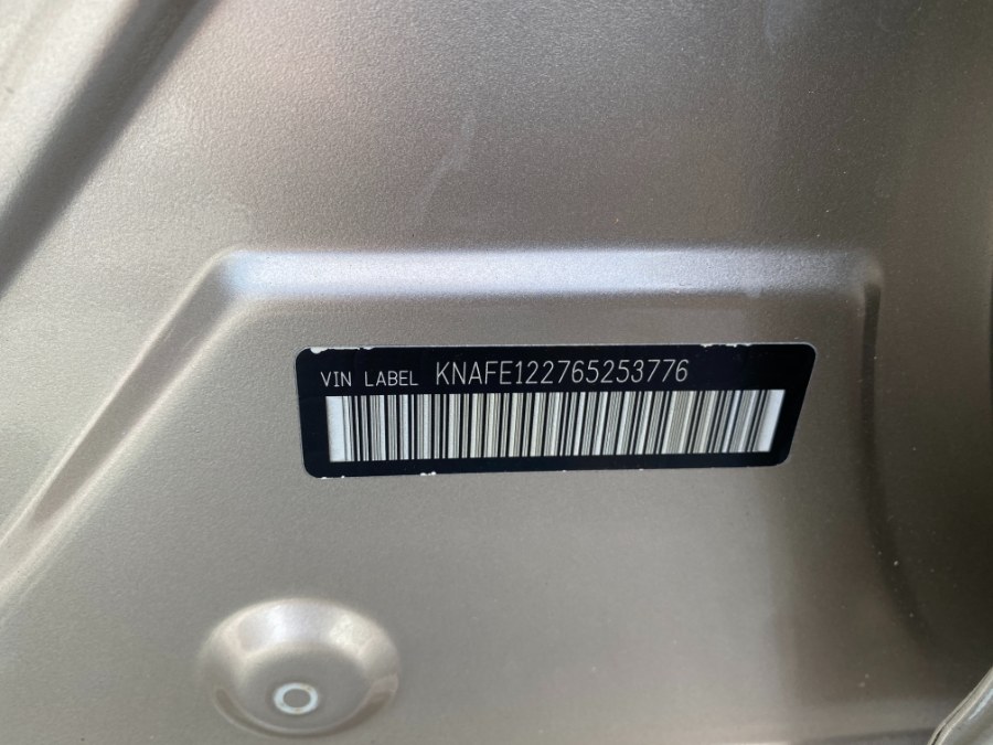 2006 Kia Spectra 4dr Sdn EX Auto, available for sale in Bethlehem, Pennsylvania | Best Auto Deals LLC. Bethlehem, Pennsylvania 2006 Kia Spectra 4dr Sdn EX Auto, available for sale in Bethlehem, Pennsylvania | Best Auto Deals LLC. Bethlehem, Pennsylvania