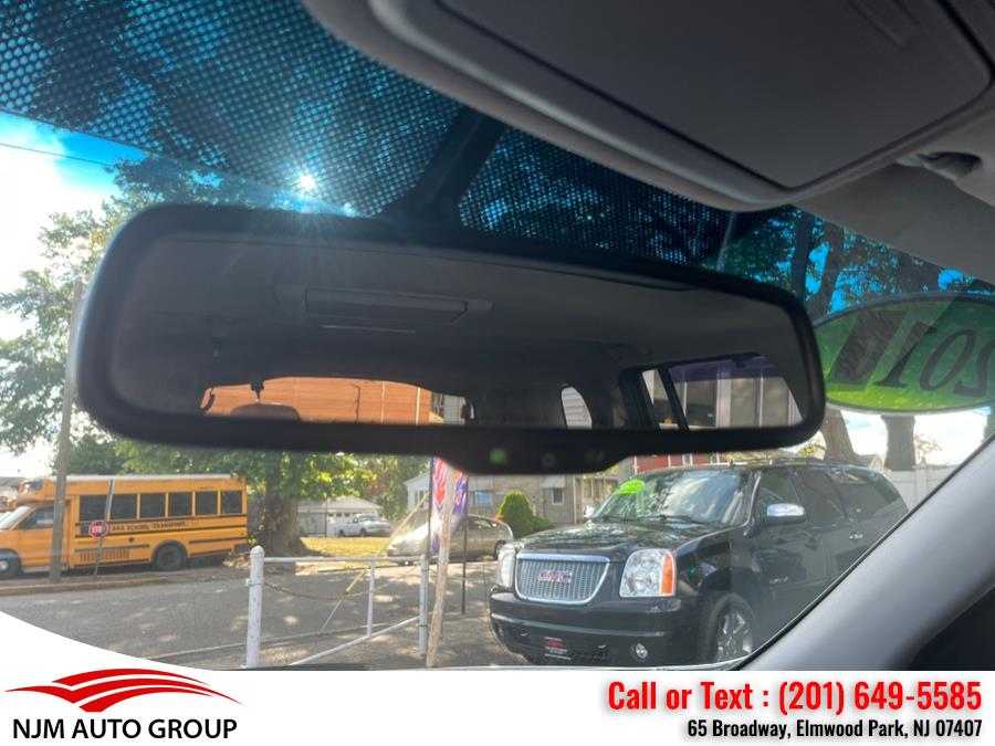 2011 Honda Pilot 4WD 4dr Touring w/RES & Navi, available for sale in Elmwood Park, New Jersey | NJM Auto Group. Elmwood Park, New Jersey 2011 Honda Pilot 4WD 4dr Touring w/RES & Navi, available for sale in Elmwood Park, New Jersey | NJM Auto Group. Elmwood Park, New Jersey