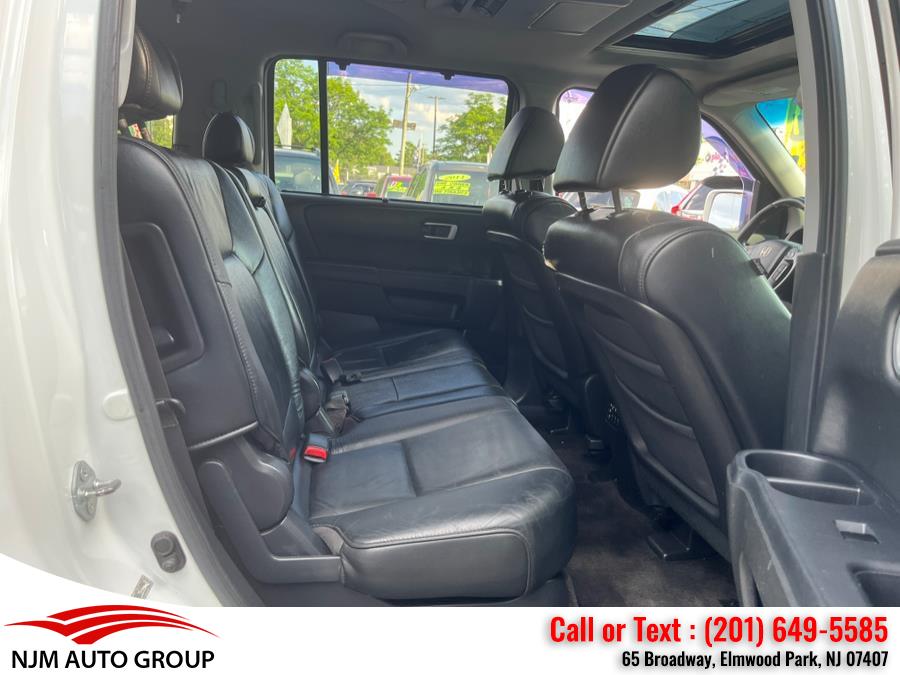 2011 Honda Pilot 4WD 4dr Touring w/RES & Navi, available for sale in Elmwood Park, New Jersey | NJM Auto Group. Elmwood Park, New Jersey 2011 Honda Pilot 4WD 4dr Touring w/RES & Navi, available for sale in Elmwood Park, New Jersey | NJM Auto Group. Elmwood Park, New Jersey