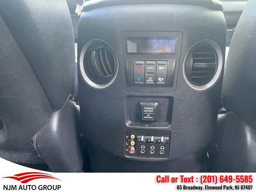 2011 Honda Pilot 4WD 4dr Touring w/RES & Navi, available for sale in Elmwood Park, New Jersey | NJM Auto Group. Elmwood Park, New Jersey 2011 Honda Pilot 4WD 4dr Touring w/RES & Navi, available for sale in Elmwood Park, New Jersey | NJM Auto Group. Elmwood Park, New Jersey