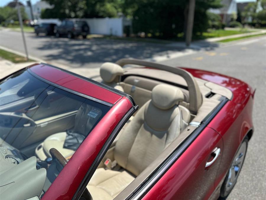 2004 Mercedes-benz Sl-class SL 500 2dr Convertible, available for sale in Hempstead, New York | VIP Auto Credit Express. Hempstead, New York 2004 Mercedes-benz Sl-class SL 500 2dr Convertible, available for sale in Hempstead, New York | VIP Auto Credit Express. Hempstead, New York