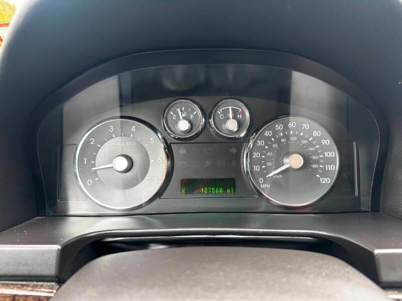 2009 Mercury Milan V6 Premier 4dr Sedan, available for sale in Hempstead, New York | VIP Auto Credit Express. Hempstead, New York 2009 Mercury Milan V6 Premier 4dr Sedan, available for sale in Hempstead, New York | VIP Auto Credit Express. Hempstead, New York