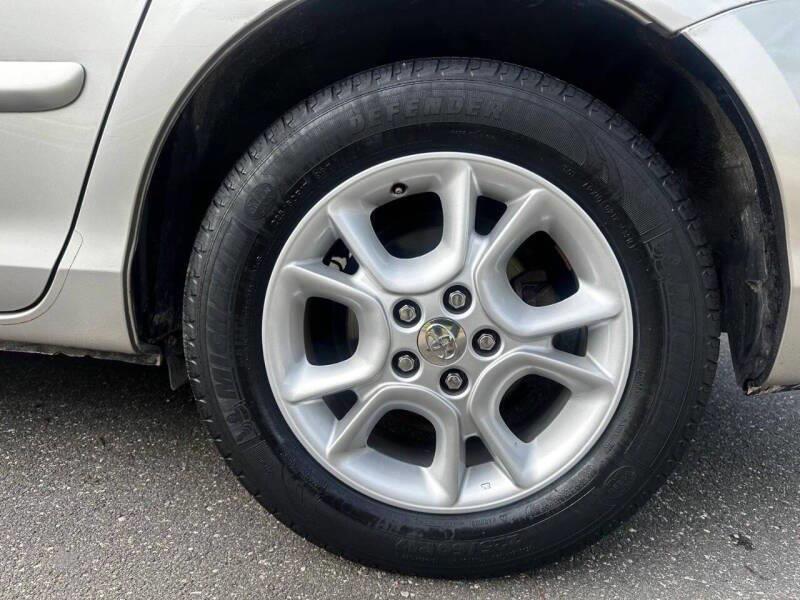 2006 Toyota Sienna XLE 7 Passenger 4dr Mini Van, available for sale in Hempstead, New York | VIP Auto Credit Express. Hempstead, New York 2006 Toyota Sienna XLE 7 Passenger 4dr Mini Van, available for sale in Hempstead, New York | VIP Auto Credit Express. Hempstead, New York