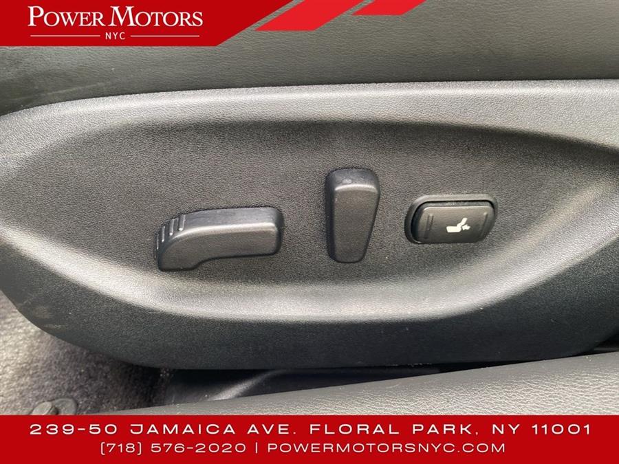 2022 Infiniti Q50 LUXE, available for sale in Floral Park, New York | Shop Auto NY. Floral Park, New York 2022 Infiniti Q50 LUXE, available for sale in Floral Park, New York | Shop Auto NY. Floral Park, New York