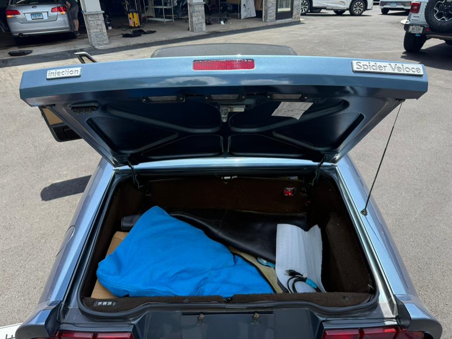 1989 Alfa Romeo Spider 2dr Convertible Veloce, available for sale in Branford, Connecticut | J&E Auto Sales LLC. Branford, Connecticut 1989 Alfa Romeo Spider 2dr Convertible Veloce, available for sale in Branford, Connecticut | J&E Auto Sales LLC. Branford, Connecticut