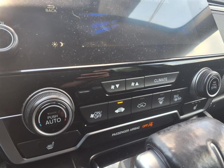 2021 Honda CR-V EX-L AWD, available for sale in Flushing, New York | Silverline Auto Group. Flushing, New York 2021 Honda CR-V EX-L AWD, available for sale in Flushing, New York | Silverline Auto Group. Flushing, New York