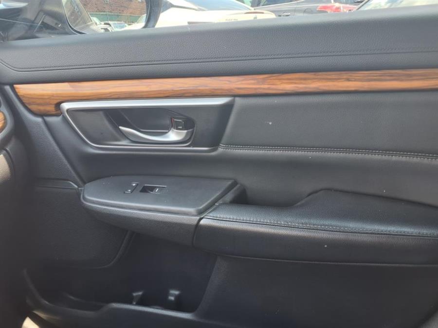 2021 Honda CR-V EX-L AWD, available for sale in Flushing, New York | Silverline Auto Group. Flushing, New York 2021 Honda CR-V EX-L AWD, available for sale in Flushing, New York | Silverline Auto Group. Flushing, New York