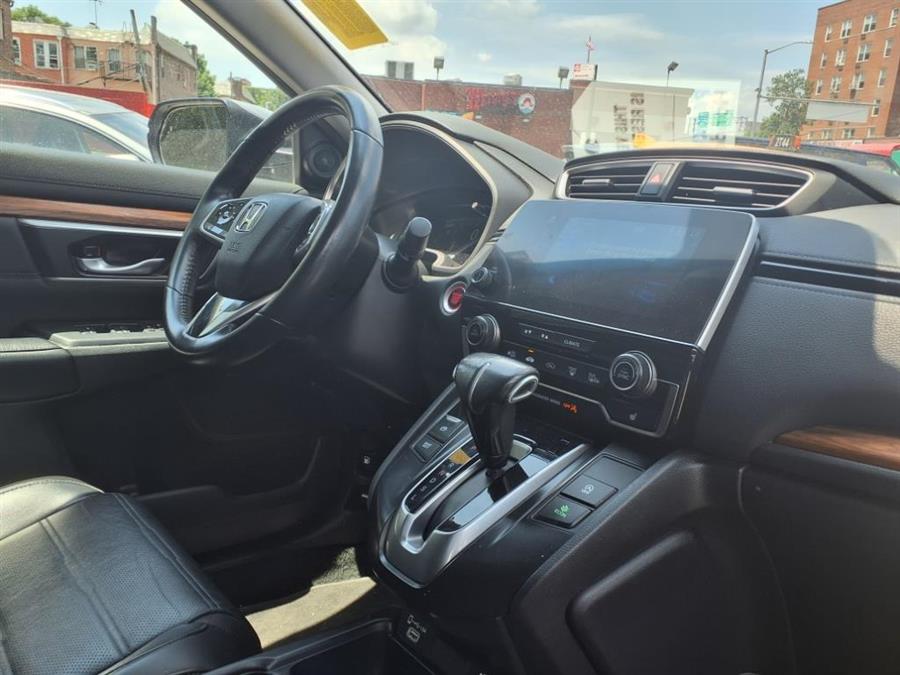 2021 Honda CR-V EX-L AWD, available for sale in Flushing, New York | Silverline Auto Group. Flushing, New York 2021 Honda CR-V EX-L AWD, available for sale in Flushing, New York | Silverline Auto Group. Flushing, New York