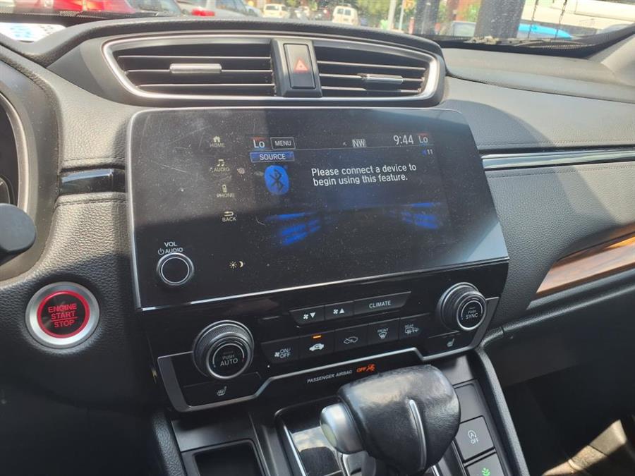 2021 Honda CR-V EX-L AWD, available for sale in Flushing, New York | Silverline Auto Group. Flushing, New York 2021 Honda CR-V EX-L AWD, available for sale in Flushing, New York | Silverline Auto Group. Flushing, New York