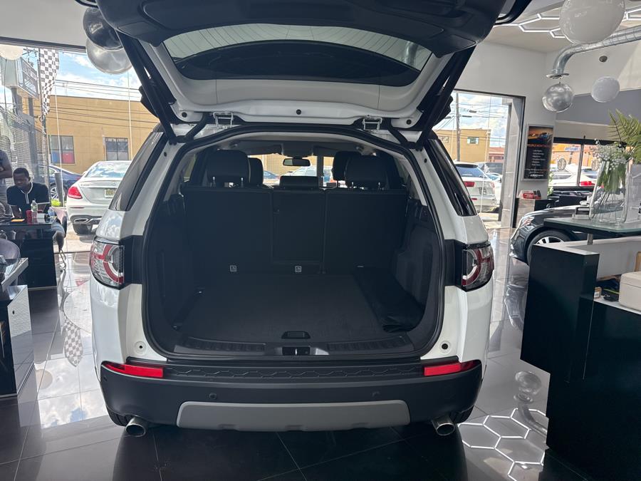 2017 Land Rover Discovery Sport HSE 4WD, available for sale in Jersey City, New Jersey | Luxe Auto Galleria. Jersey City, New Jersey 2017 Land Rover Discovery Sport HSE 4WD, available for sale in Jersey City, New Jersey | Luxe Auto Galleria. Jersey City, New Jersey