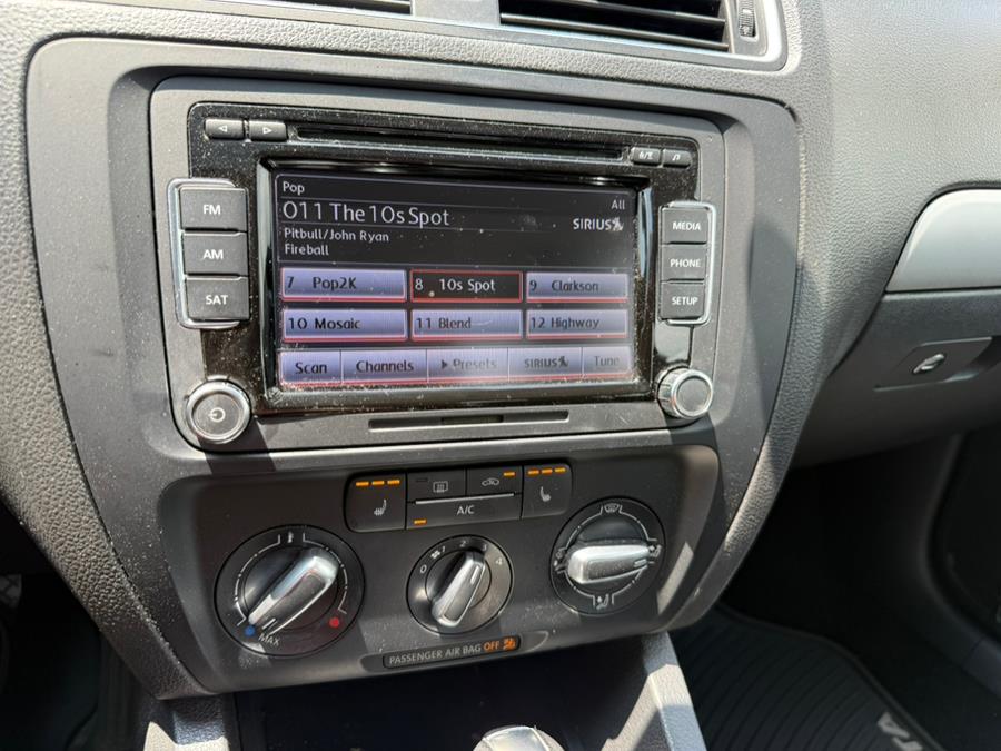 2014 Volkswagen Jetta Sedan 4dr Auto SE PZEV, available for sale in West Babylon, New York | Best Buy Auto Stop. West Babylon, New York 2014 Volkswagen Jetta Sedan 4dr Auto SE PZEV, available for sale in West Babylon, New York | Best Buy Auto Stop. West Babylon, New York