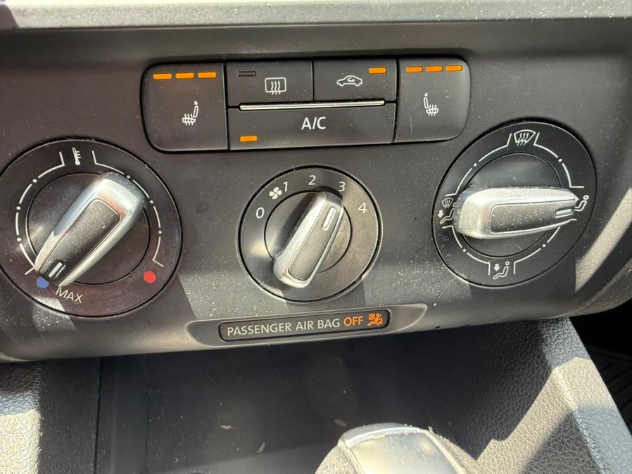 2014 Volkswagen Jetta Sedan 4dr Auto SE PZEV, available for sale in West Babylon, New York | Best Buy Auto Stop. West Babylon, New York 2014 Volkswagen Jetta Sedan 4dr Auto SE PZEV, available for sale in West Babylon, New York | Best Buy Auto Stop. West Babylon, New York