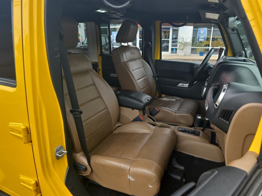 2011 Jeep Wrangler Unlimited 4WD 4dr Sahara, available for sale in West Haven, Connecticut | Auto Fair Inc.. West Haven, Connecticut 2011 Jeep Wrangler Unlimited 4WD 4dr Sahara, available for sale in West Haven, Connecticut | Auto Fair Inc.. West Haven, Connecticut