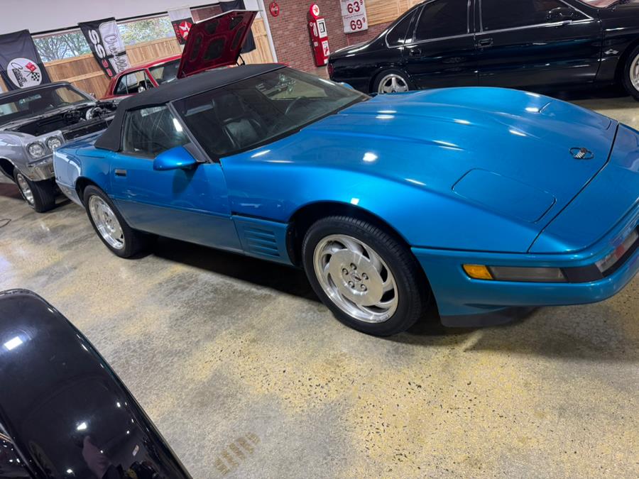 1993 Chevrolet Corvette 2dr Convertible, available for sale in Bridgeport, Connecticut | CT Auto. Bridgeport, Connecticut 1993 Chevrolet Corvette 2dr Convertible, available for sale in Bridgeport, Connecticut | CT Auto. Bridgeport, Connecticut