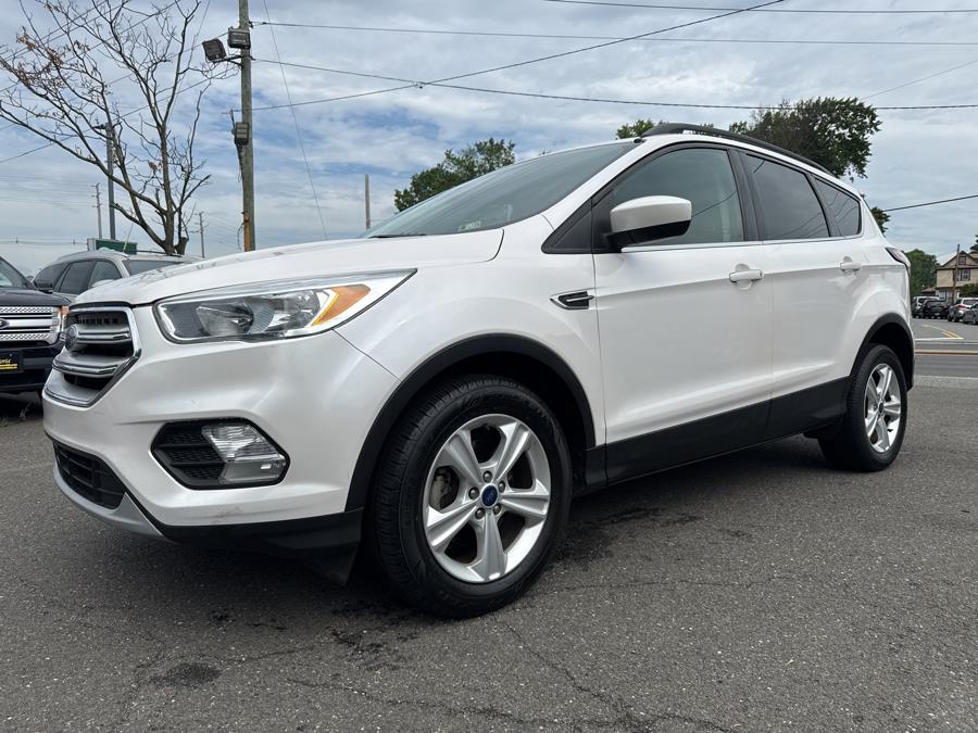 2018 Ford Escape SE FWD, available for sale in Little Ferry, New Jersey | Victoria Preowned Autos Inc. Little Ferry, New Jersey 2018 Ford Escape SE FWD, available for sale in Little Ferry, New Jersey | Victoria Preowned Autos Inc. Little Ferry, New Jersey